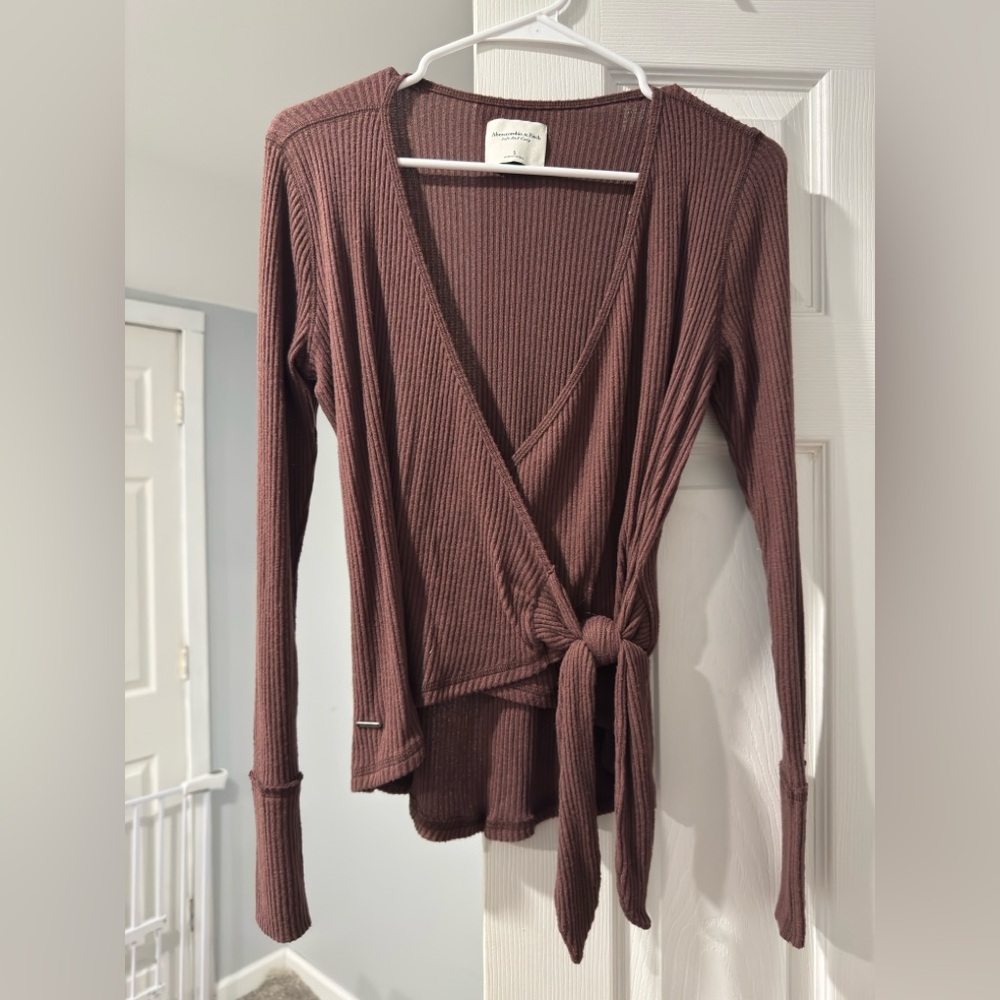 Abercrombie & Fitch Ribbed Wrap Top